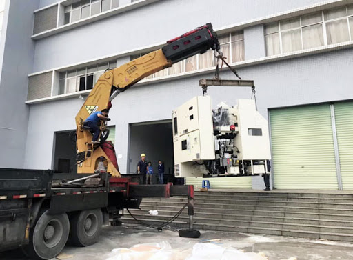 無錫設備搬運公司告訴你：大型設備起重吊裝的做法和注意事項有哪些？